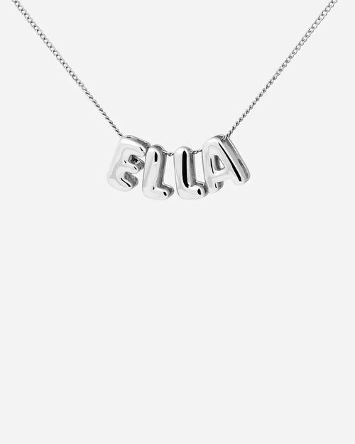 Collar con nombre en letras burbuja